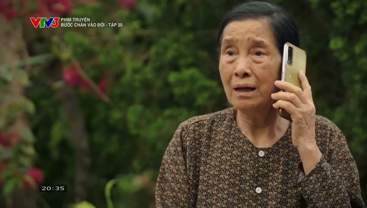 Bước ch&acirc;n v&agrave;o đời - Tập 30: Thương tất tả chạy vạy gom tiền lo cho em, Trang bị đ&agrave;n em Hưng sỉ nhục- Ảnh 13.