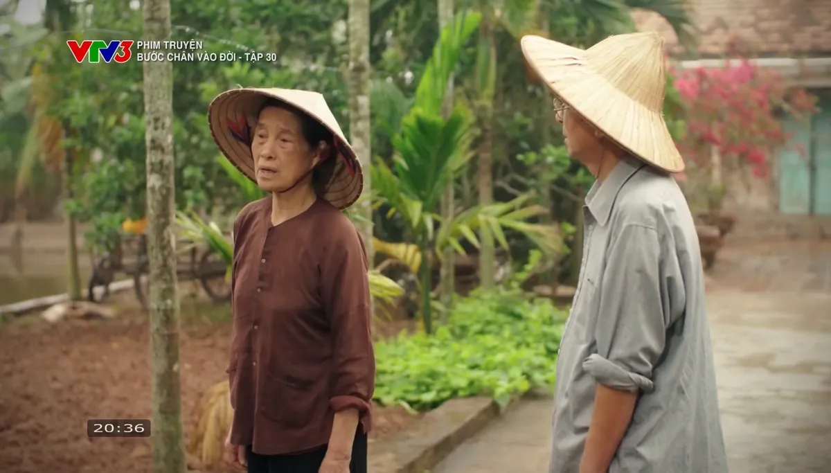 Bước ch&acirc;n v&agrave;o đời - Tập 30: Thương tất tả chạy vạy gom tiền lo cho em, Trang bị đ&agrave;n em Hưng sỉ nhục- Ảnh 14.