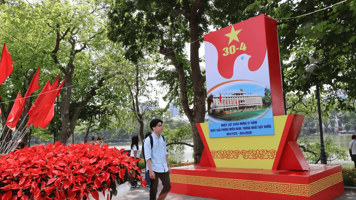 Đảng Nh&acirc;n d&acirc;n C&aacute;ch mạng L&agrave;o gửi điện mừng 51 năm Ng&agrave;y thống nhất đất nước - Ảnh 1.