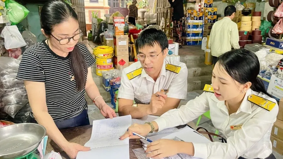 Ch&iacute;nh thức n&acirc;ng ngưỡng chịu thuế với hộ kinh doanh l&ecirc;n 1 tỷ đồng/năm- Ảnh 1.