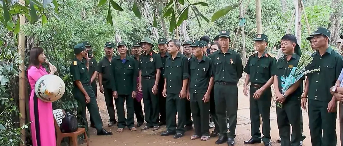 H&agrave;nh hương về qu&ecirc; B&aacute;c: Khơi dậy niềm tự h&agrave;o v&agrave; kh&aacute;t vọng cống hiến- Ảnh 2.