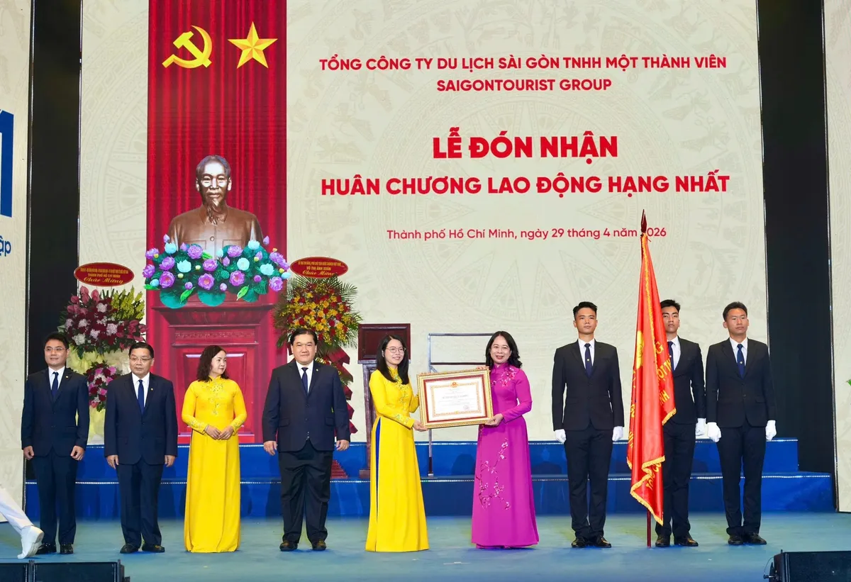 Saigontourist Group đ&oacute;n nhận Hu&acirc;n chương Lao động hạng Nhất lần thứ hai- Ảnh 2.