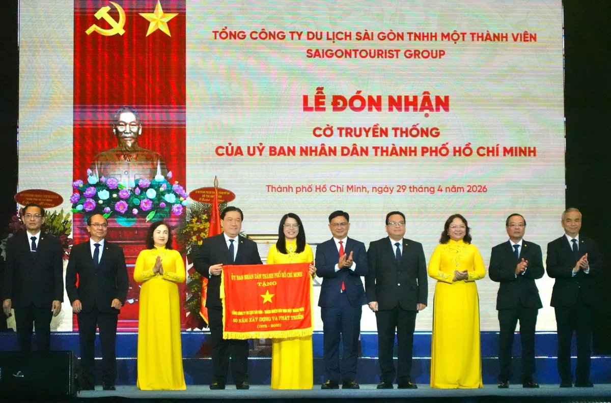 Saigontourist Group đ&oacute;n nhận Hu&acirc;n chương Lao động hạng Nhất lần thứ hai- Ảnh 14.