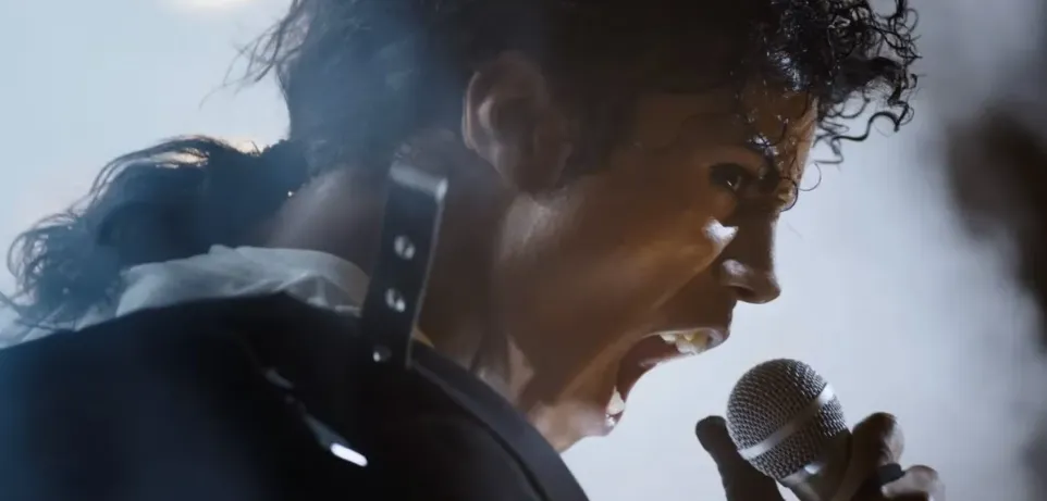 Đạo diễn phim "Leaving Neverland" chỉ tr&iacute;ch gay gắt phim "Michael" - Ảnh 1.