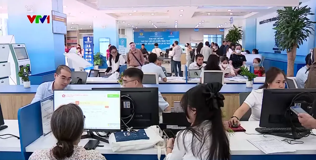 Đột ph&aacute; cải c&aacute;ch thể chế: Đ&ograve;n bẩy từ việc cắt giảm mạnh mẽ thủ tục h&agrave;nh ch&iacute;nh  - Ảnh 1.
