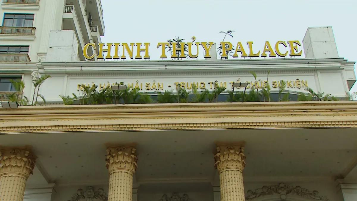 X&aacute;c minh ho&aacute; đơn bữa ăn gi&aacute; gần 18 triệu đồng ở Sầm Sơn- Ảnh 3.