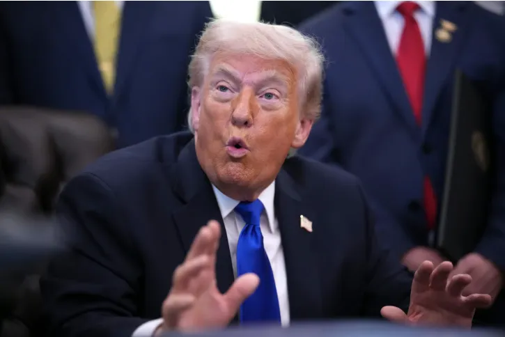 Tổng thống Trump đe dọa giảm số lượng binh sĩ Mỹ tại T&acirc;y Ban Nha v&agrave; Italy - Ảnh 1.
