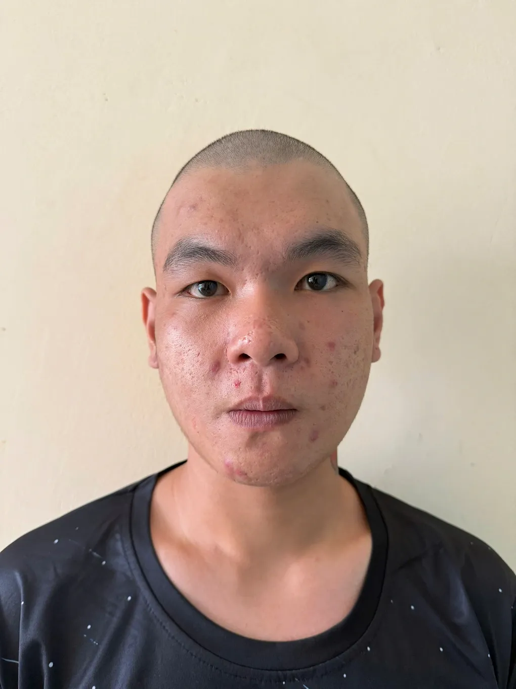 Trộm xe m&aacute;y của cha ruột mang b&aacute;n, nam thanh ni&ecirc;n ở An Giang bị bắt tạm giam- Ảnh 1.