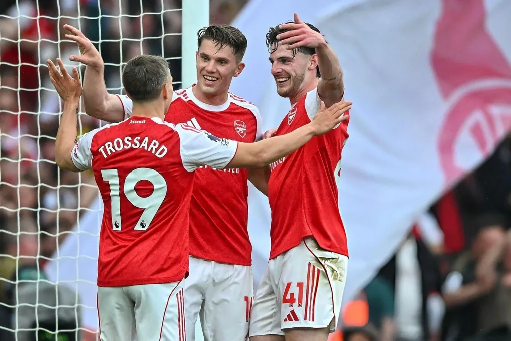 Arsenal đại thắng Fulham, Gyokeres tỏa s&aacute;ng giữ ng&ocirc;i đầu Ngoại hạng Anh- Ảnh 1.