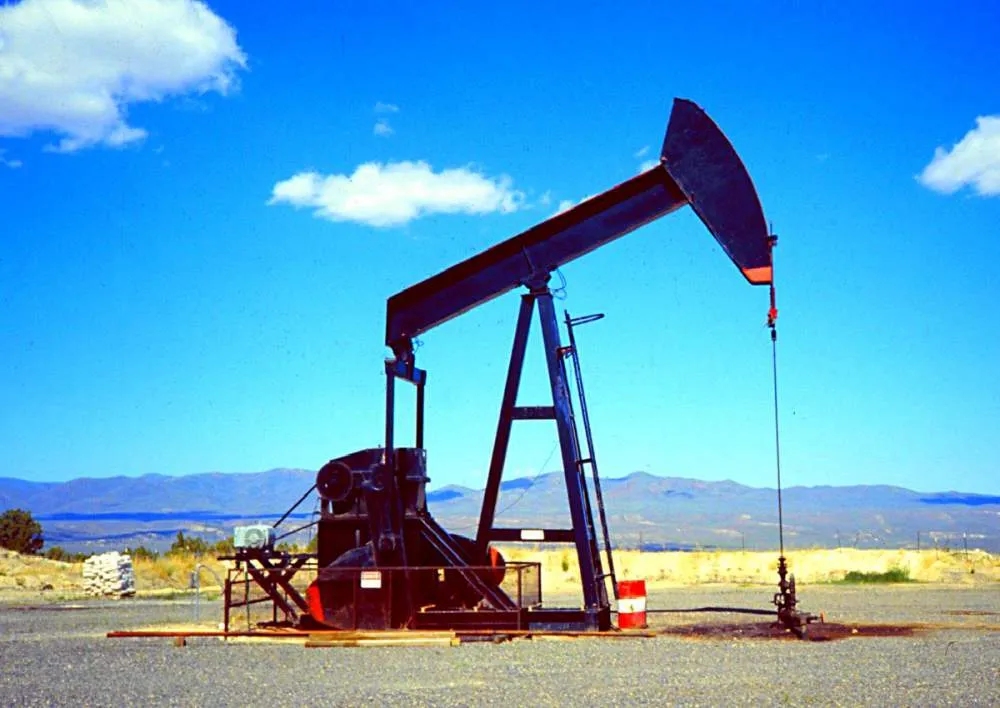 OPEC+ thống nhất tăng sản lượng dầu trong th&aacute;ng 6, nhưng nguồn cung to&agrave;n cầu vẫn phủ b&oacute;ng bất ổn- Ảnh 1.