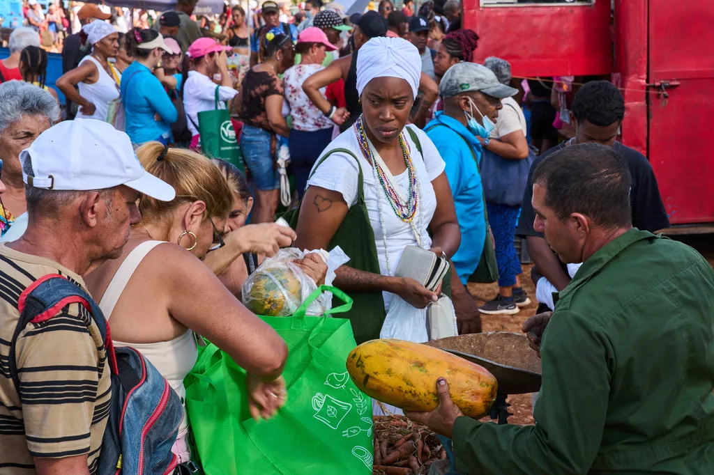 Cuba phản đối g&oacute;i trừng phạt mới của Mỹ- Ảnh 1.
