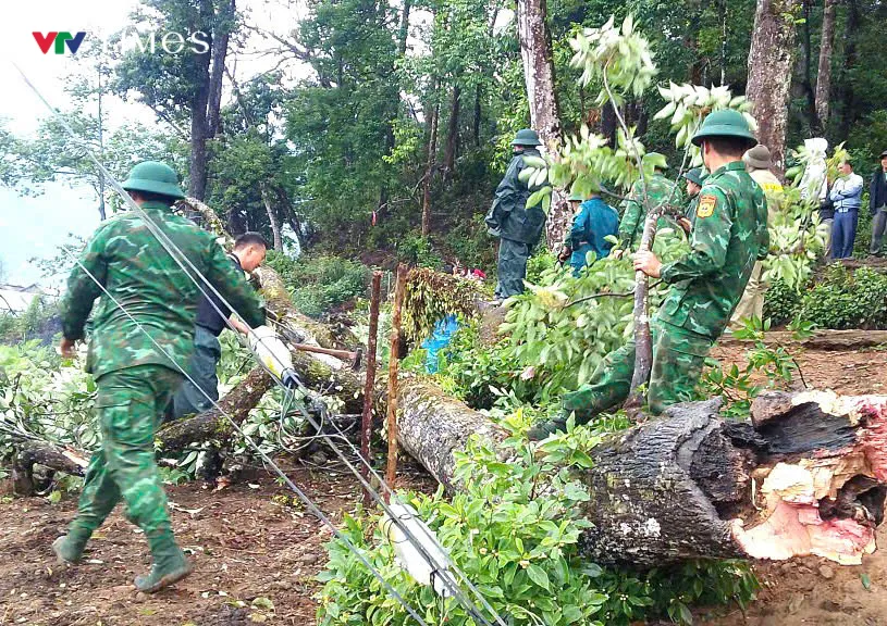 Lai Ch&acirc;u: Khẩn trương khắc phục hậu quả d&ocirc;ng lốc tại x&atilde; D&agrave;o San - Ảnh 1.