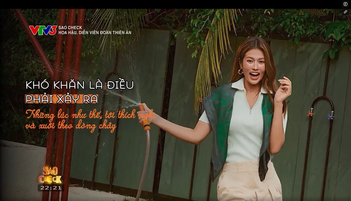 Hoa hậu Đo&agrave;n Thi&ecirc;n &Acirc;n: "Sự ra đi của mẹ buộc t&ocirc;i phải học c&aacute;ch để trưởng th&agrave;nh" - Ảnh 1.