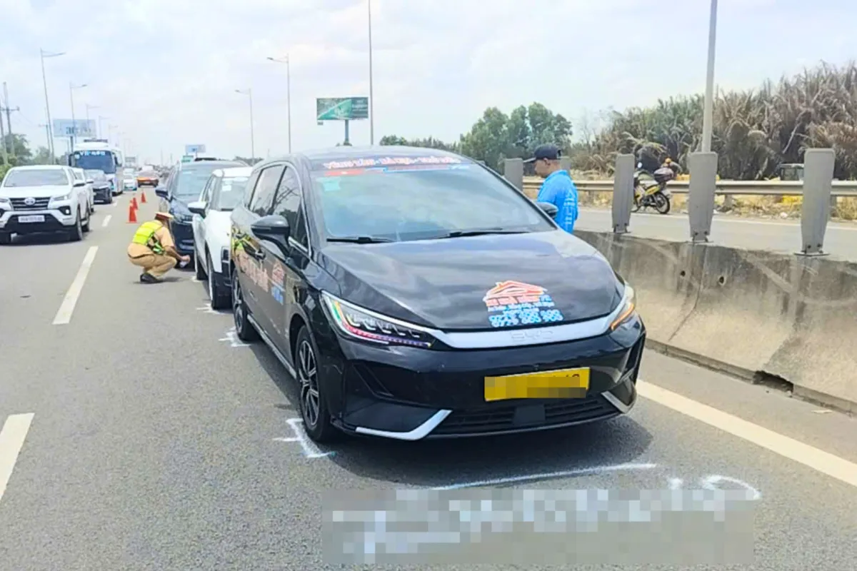 177 vụ tai nạn l&agrave;m 95 người chết trong 4 ng&agrave;y nghỉ lễ- Ảnh 1.