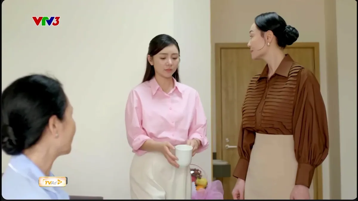 Bước ch&acirc;n v&agrave;o đời: B&agrave; Dung 'bật đ&egrave;n xanh' muốn Thương l&agrave;m con d&acirc;u - Ảnh 1.