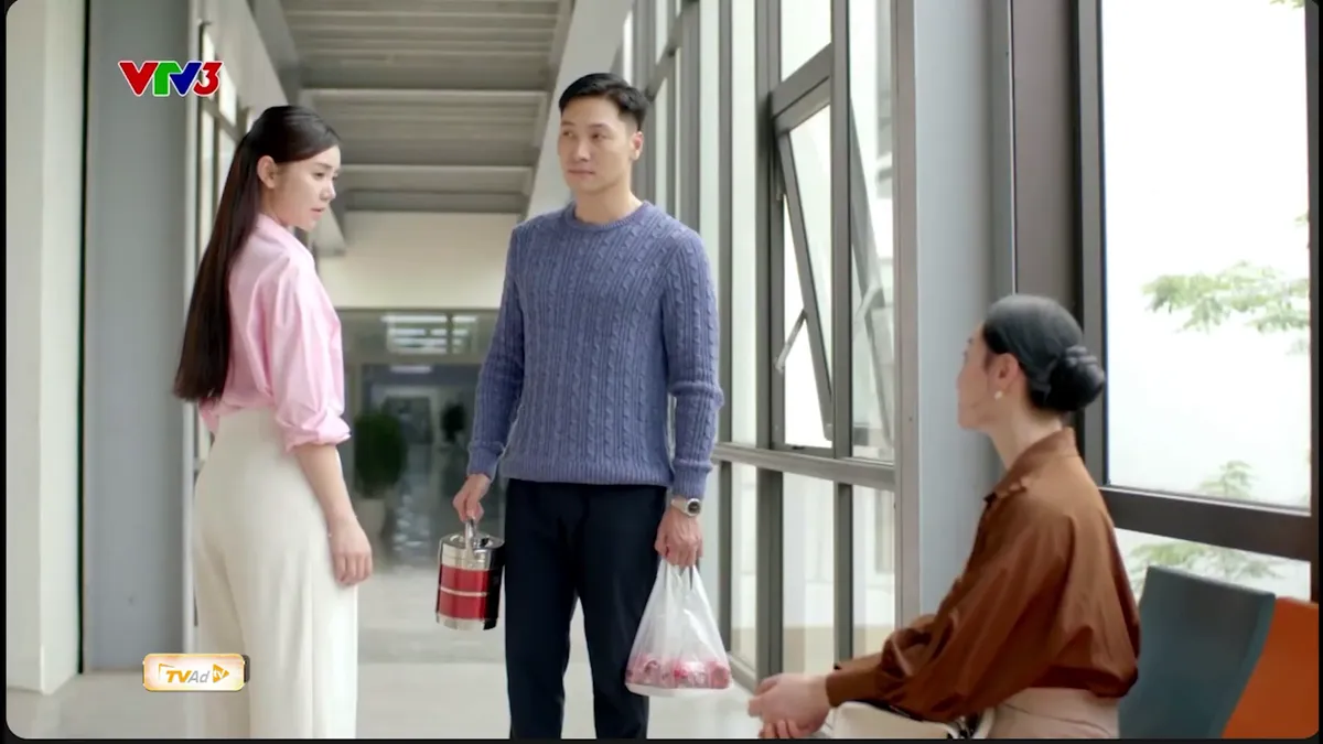 Bước ch&acirc;n v&agrave;o đời: B&agrave; Dung 'bật đ&egrave;n xanh' muốn Thương l&agrave;m con d&acirc;u - Ảnh 2.