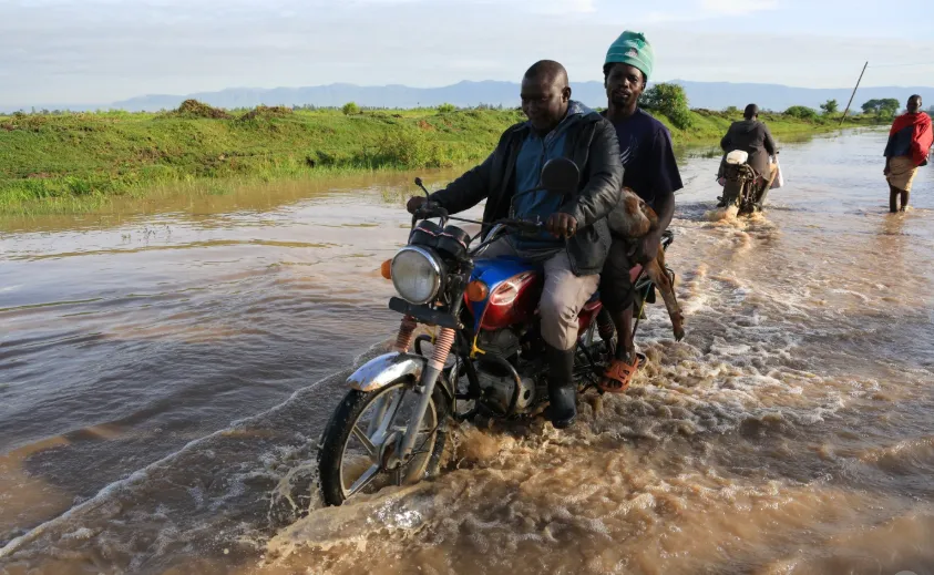 Kenya bước vào mùa mưa khắc nghiệt, hơn 100 người thiệt mạng do lũ lụt- Ảnh 1. Kenya bước vào mùa mưa khắc nghiệt, hơn 100 người thiệt mạng do lũ lụt- Ảnh 1.