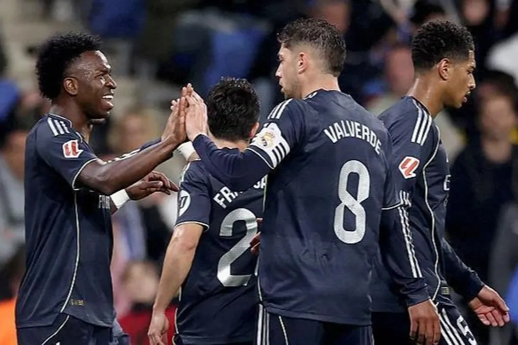 Real Madrid hạ Espanyol, buộc Barcelona ho&atilde;n ng&agrave;y đăng quang La Liga- Ảnh 1.