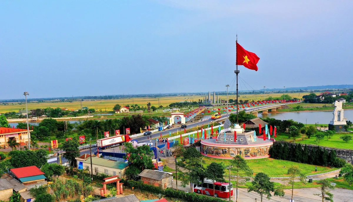 Du lịch về nguồn Quảng Trị - Đ&aacute;nh thức k&yacute; ức, lan tỏa gi&aacute; trị lịch sử  - Ảnh 1.