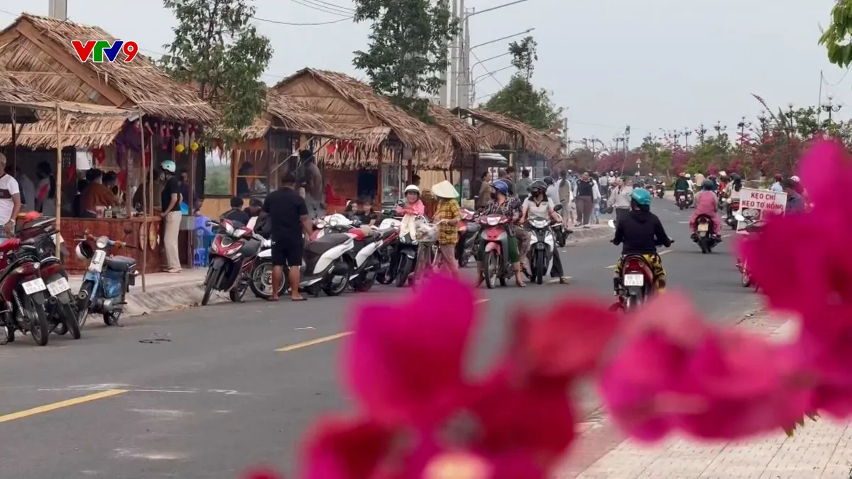 Ấn tượng phương Nam: Hấp dẫn phiên chợ quê vùng biên