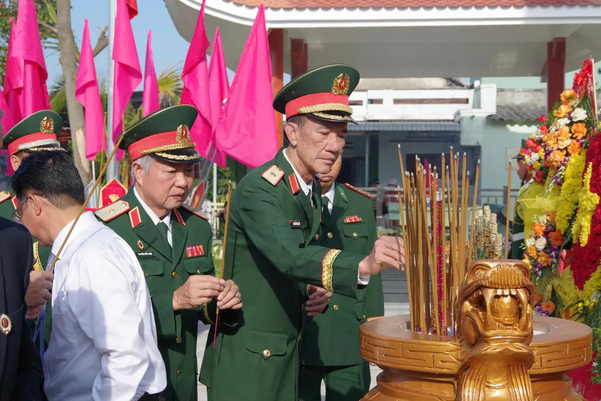 Kh&aacute;nh th&agrave;nh Khu tưởng niệm nơi th&agrave;nh lập Đội du k&iacute;ch Vũ H&ugrave;ng - Ảnh 3.