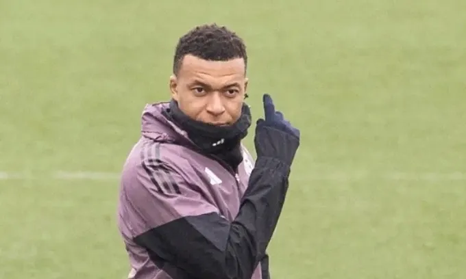 Mbappe ch&igrave;m trong tranh c&atilde;i ở Real Madrid, nguy cơ bị c&ocirc; lập giữa ph&ograve;ng thay đồ- Ảnh 1.