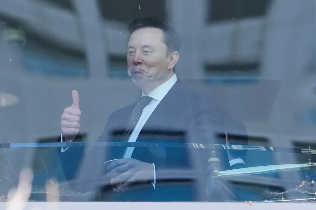 Elon Musk d&agrave;n xếp vụ kiện với SEC - Ảnh 1.