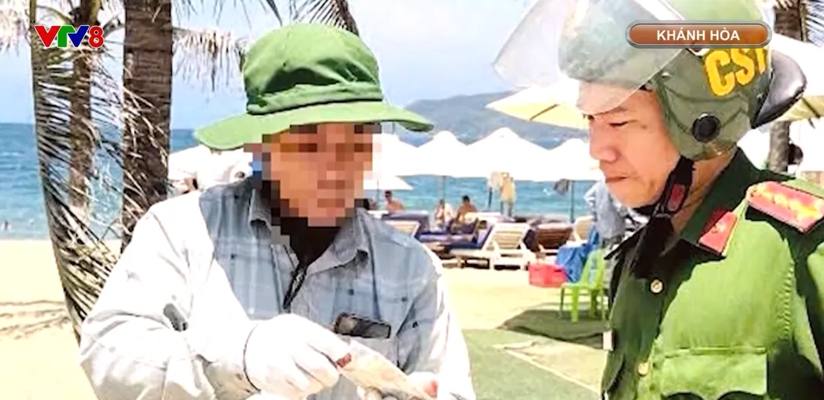  Nha Trang ki&ecirc;n quyết xử l&yacute; nạn "chặt ch&eacute;m", "ch&egrave;o k&eacute;o" trong du lịch - Ảnh 2.