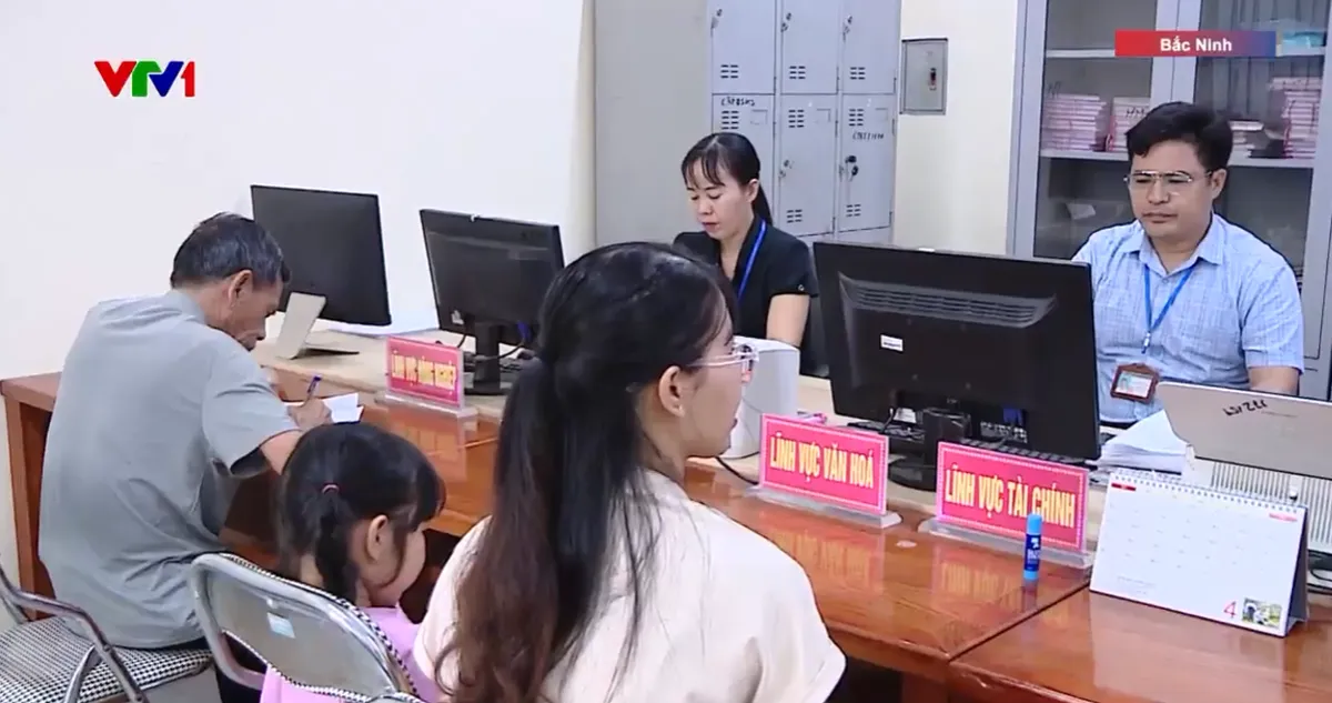 Đ&agrave;o tạo lại c&ocirc;ng chức cấp x&atilde;: Y&ecirc;u cầu cấp b&aacute;ch sau s&aacute;p nhập- Ảnh 2.