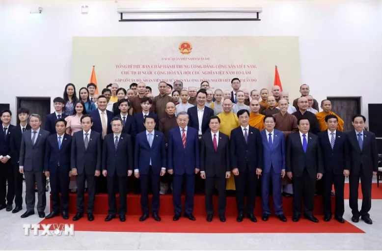 Tổng B&iacute; thư, Chủ tịch nước T&ocirc; L&acirc;m gặp gỡ cộng đồng người Việt Nam tại Ấn Độ - Ảnh 2.