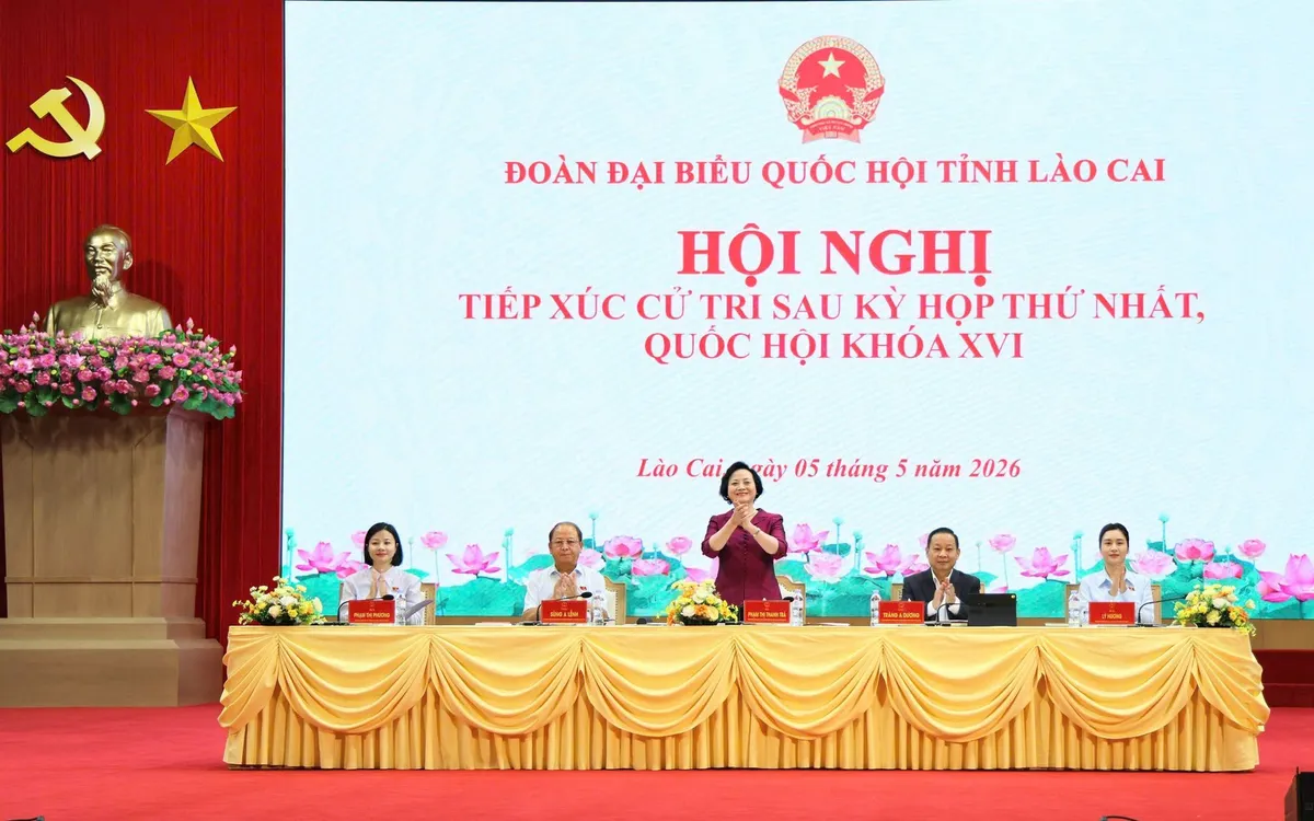 Bí thư Trung ương Đảng, Phó Thủ tướng Phạm Thị Thanh Trà và các đại biểu Quốc hội tỉnh tiếp xúc cử tri tại Lào Cai 