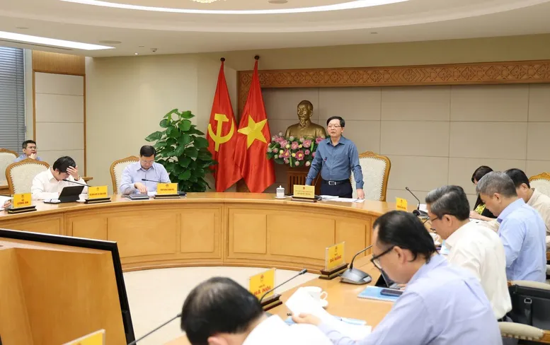 Ph&oacute; Thủ tướng ph&aacute;t động &ldquo;chiến dịch ng&agrave;y đ&ecirc;m&rdquo; ho&agrave;n thiện dữ liệu hơn 38 triệu thửa đất trước cuối th&aacute;ng 6- Ảnh 2.
