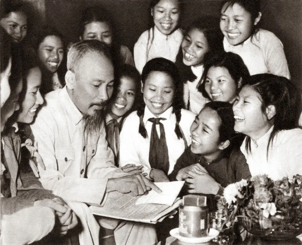 Di sản tư tưởng Hồ Ch&iacute; Minh: Điểm tựa v&agrave; động lực cho h&agrave;nh tr&igrave;nh ph&aacute;t triển kinh tế x&atilde; hội đương đại- Ảnh 1.