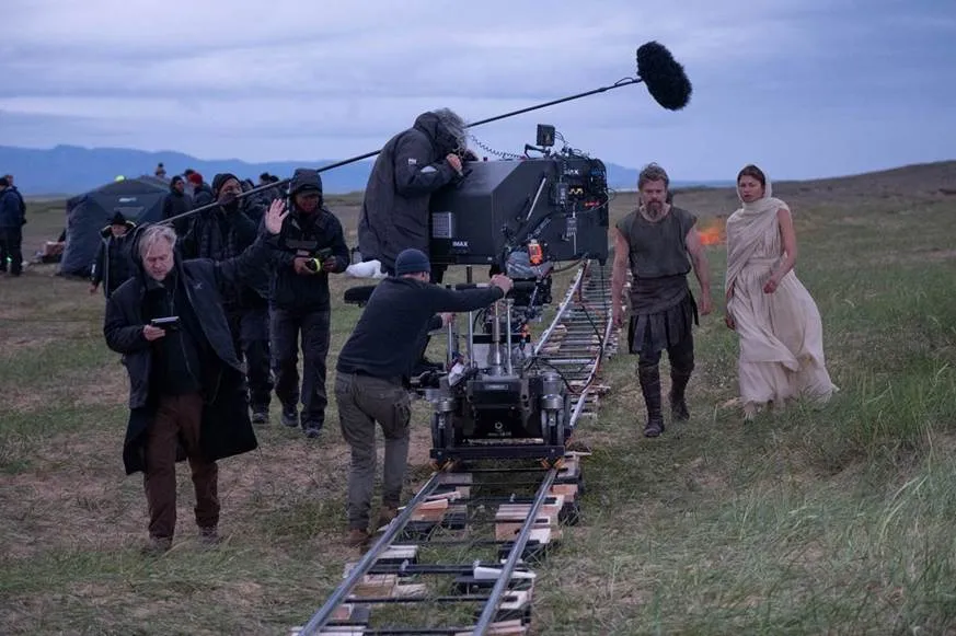 Si&ecirc;u phẩm của Christopher Nolan &ldquo;The Odyssey&rdquo; tung trailer thứ hai, nhiều đại cảnh ho&agrave;nh tr&aacute;ng - Ảnh 4.