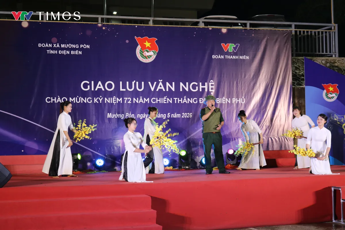 &Acirc;m vang th&aacute;ng Năm nơi bi&ecirc;n cương Mường Pồn - Ảnh 9.