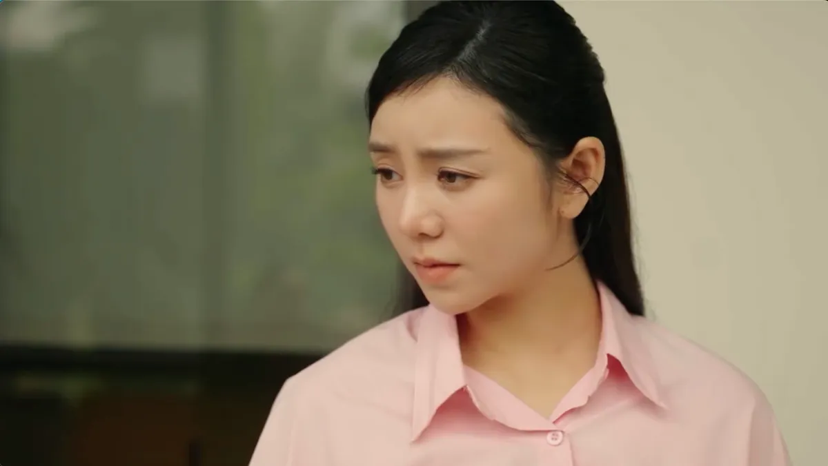 Bước ch&acirc;n v&agrave;o đời - Tập 33: B&agrave; Dung tha thiết muốn nối lại t&igrave;nh xưa cho Qu&acirc;n v&agrave; Thương - Ảnh 5.