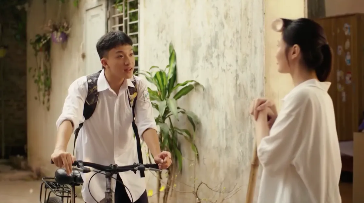 Bước ch&acirc;n v&agrave;o đời - Tập 33: Trang tỉnh ngộ, kh&ocirc;ng muốn lợi dụng Hưng - Ảnh 1.