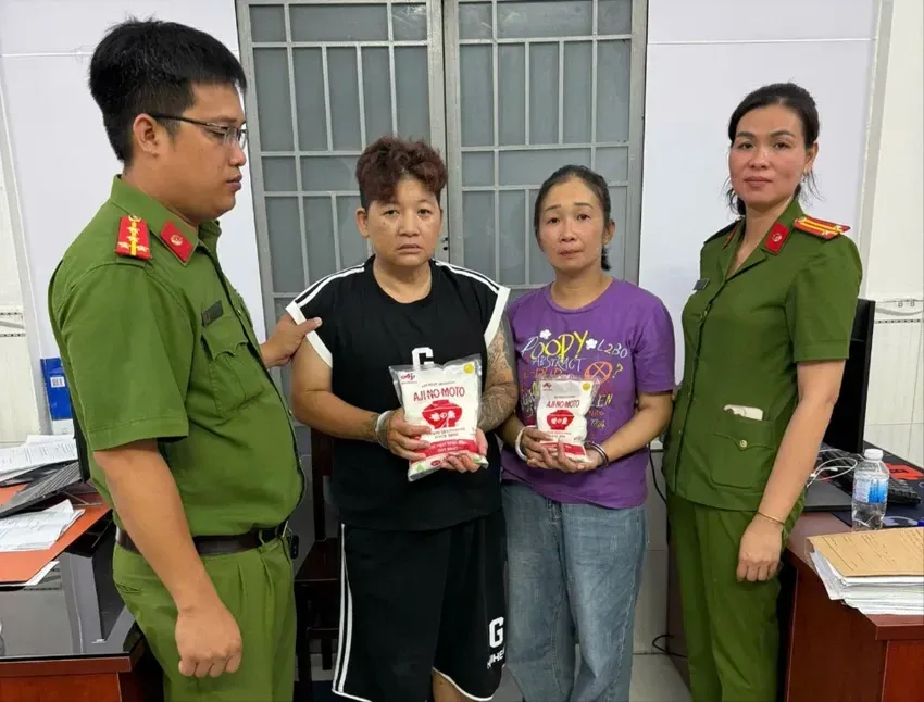 Phát hiện hơn 3 tấn bột ngọt, hạt nêm giả tại khu nhà trọ ở Tây Ninh- Ảnh 1. Phát hiện hơn 3 tấn bột ngọt, hạt nêm giả tại khu nhà trọ ở Tây Ninh- Ảnh 1.