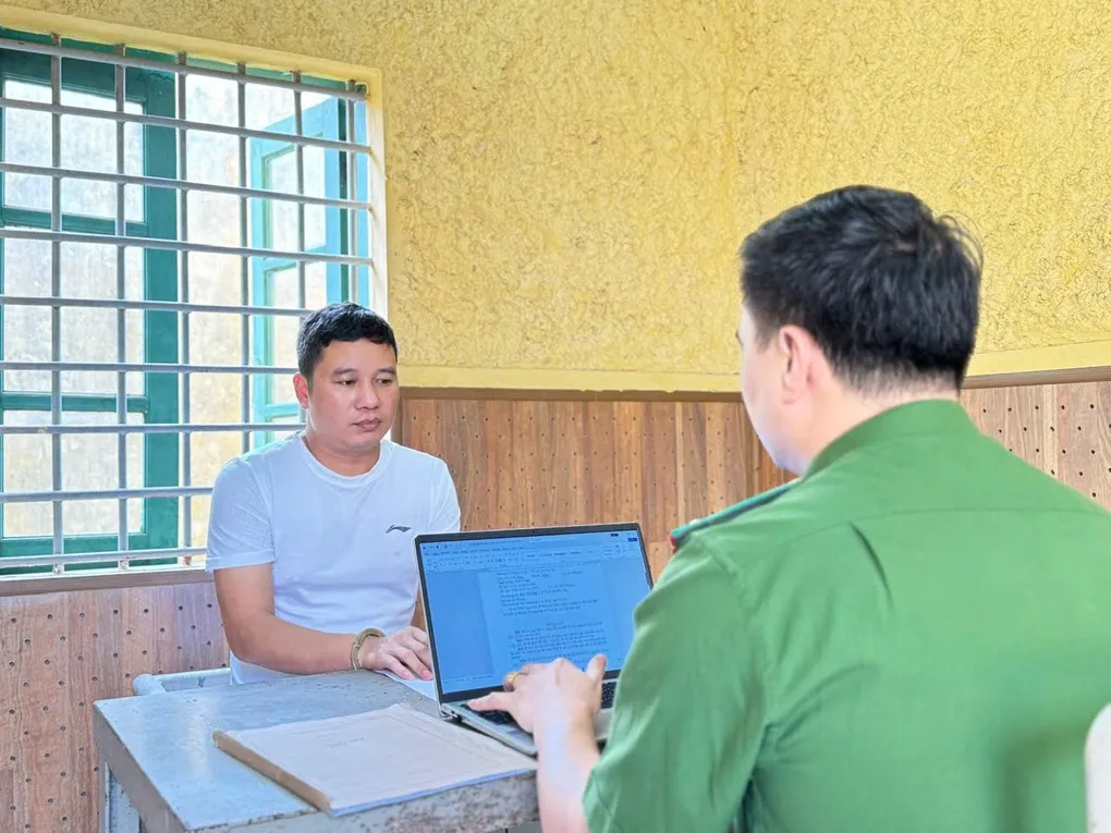 Gi&aacute;m đốc doanh nghiệp ở Ph&uacute; Thọ bị bắt v&igrave; mua b&aacute;n tr&aacute;i ph&eacute;p h&oacute;a đơn của 9 c&ocirc;ng ty &ldquo;ma&rdquo;- Ảnh 1.