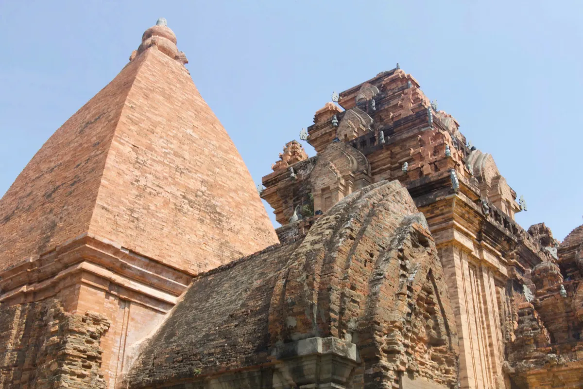 Lễ hội Th&aacute;p B&agrave; P&ocirc; Nagar - điểm hẹn hấp dẫn, nơi du kh&aacute;ch chạm v&agrave;o chiều s&acirc;u văn h&oacute;a bản địa - Ảnh 7.