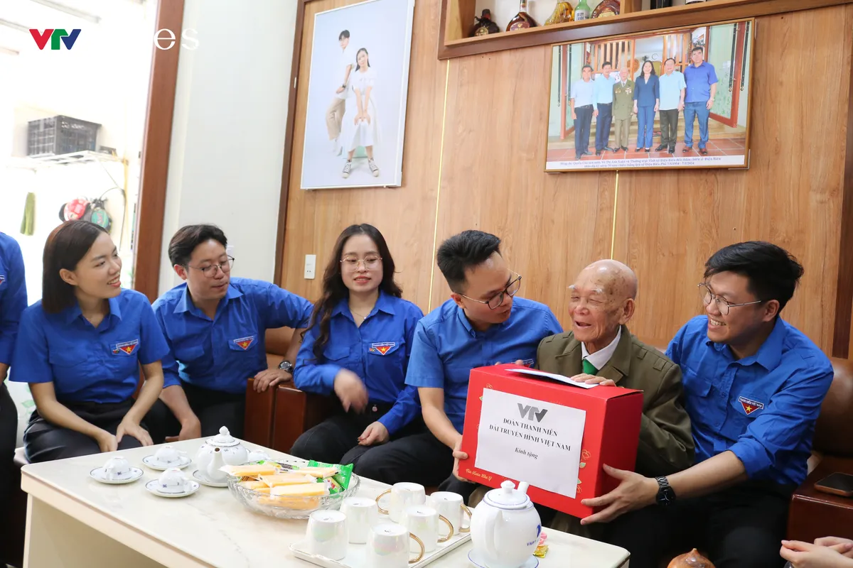 Đ&agrave;i Truyền h&igrave;nh Việt Nam tri &acirc;n c&aacute;c anh h&ugrave;ng liệt sĩ v&agrave; chiến sĩ Điện Bi&ecirc;n - Ảnh 7.