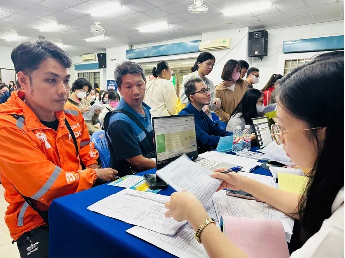 Thị trường lao động nhiều t&iacute;n hiệu t&iacute;ch cực- Ảnh 1.
