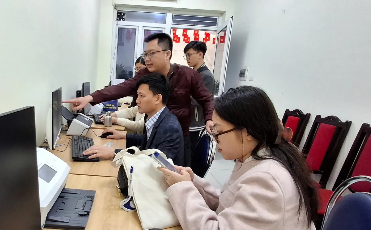 Li&ecirc;n th&ocirc;ng dữ liệu, tăng hiệu quả giải quyết thủ tục h&agrave;nh ch&iacute;nh  - Ảnh 2.