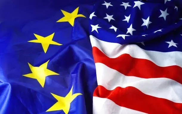 &Ocirc;ng Trump ra tối hậu thư, y&ecirc;u cầu EU ph&ecirc; chuẩn thỏa thuận thương mại trước 4/7- Ảnh 1.