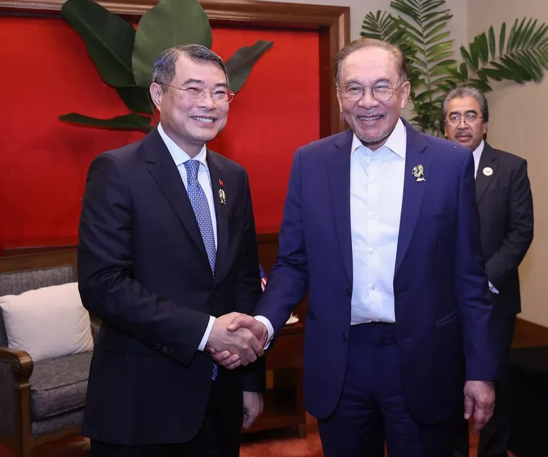 Thủ tướng: Việt Nam - Malaysia hợp t&aacute;c chặt chẽ để th&uacute;c đẩy quan hệ Đối t&aacute;c Chiến lược to&agrave;n diện- Ảnh 1.