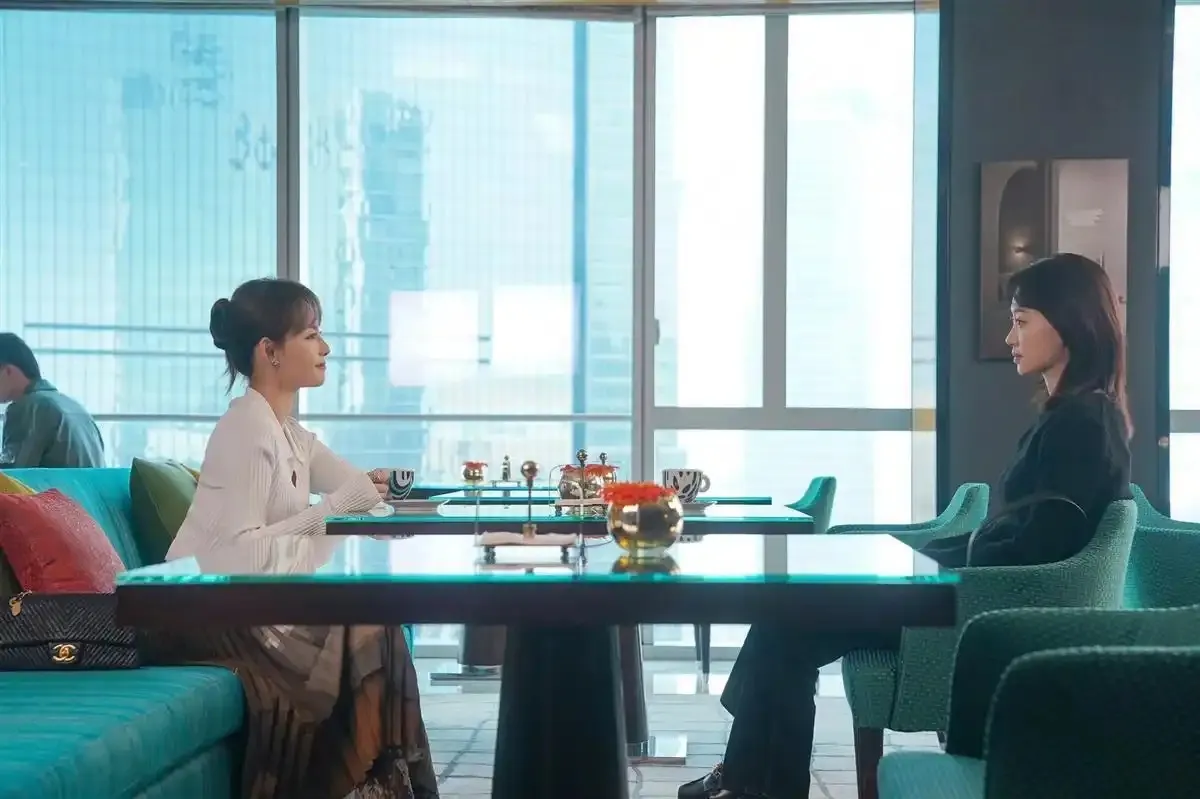 ‘Chuyện tốt thành đôi’ (VTV2): những màn “phản đòn” hôn nhân kịch tính - Ảnh 3.