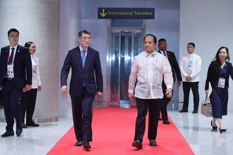 Thủ tướng L&ecirc; Minh Hưng kết th&uacute;c tốt đẹp chương tr&igrave;nh dự Hội nghị Cấp cao ASEAN lần thứ 48- Ảnh 1.