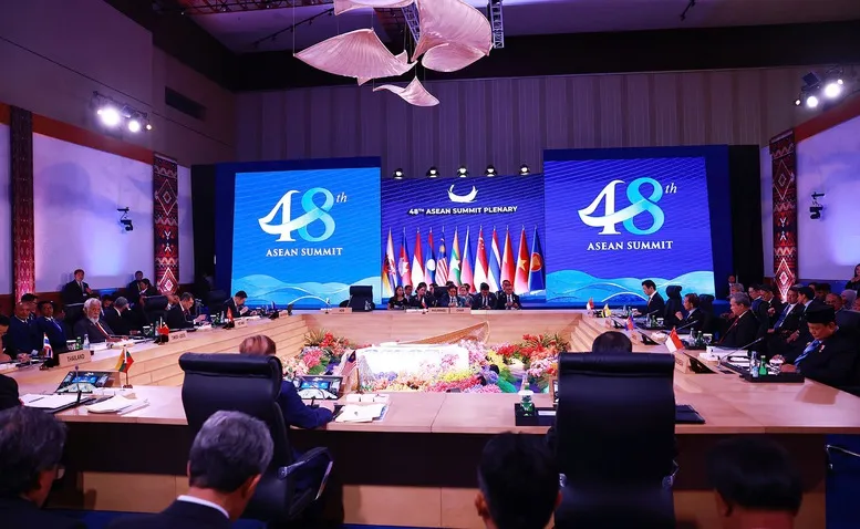 Thủ tướng L&ecirc; Minh Hưng n&ecirc;u 3 đề xuất lớn với ASEAN trước những th&aacute;ch thức đa chiều - Ảnh 1.