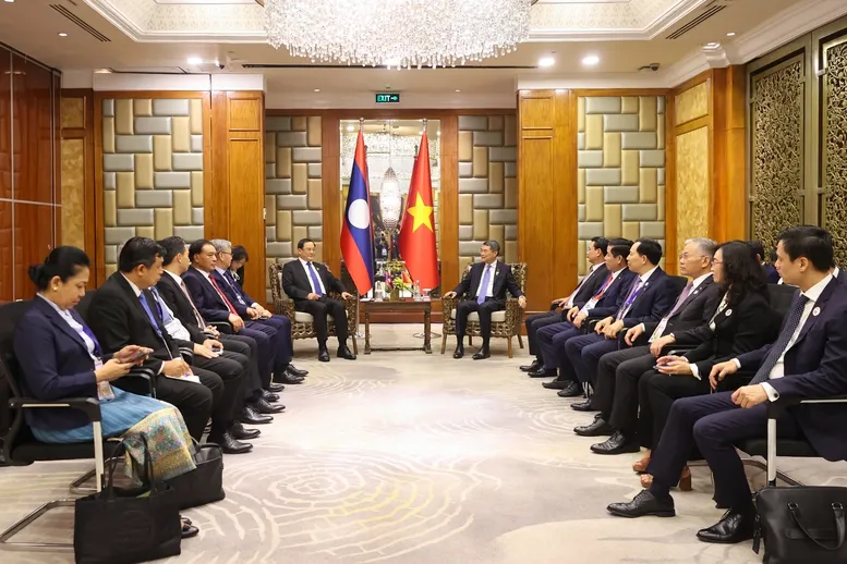 Thủ tướng đề nghị Việt Nam - L&agrave;o ph&aacute;t huy hiệu quả hơn nữa c&aacute;c cơ chế hợp t&aacute;c- Ảnh 3.
