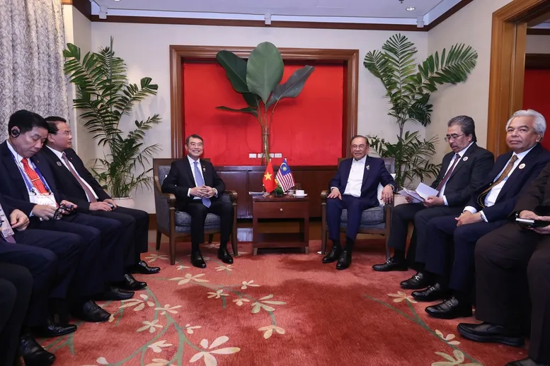 Thủ tướng: Việt Nam - Malaysia hợp t&aacute;c chặt chẽ để th&uacute;c đẩy quan hệ Đối t&aacute;c Chiến lược to&agrave;n diện- Ảnh 2.